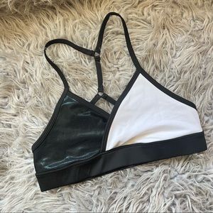 Body Language Sportswear Black & White Mixed Media Sports Bra Medium